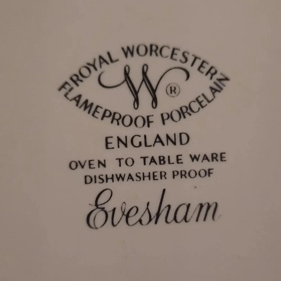 Royal Worcester Eversham White Gold Fruit Quiche Plate Dish 8 3/4 Inch Porcelain - Picture 5 of 8